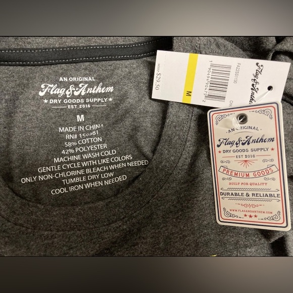 Flag & Anthem Mens T-Shirt Medium Dark Grey Graphic Tee Short Sleeve Guitar NWT - Picture 3 of 10